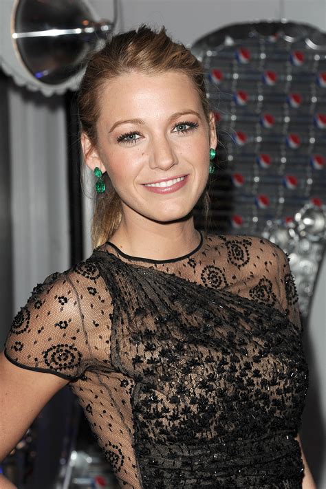 blake lively|blake lively photo gallery.